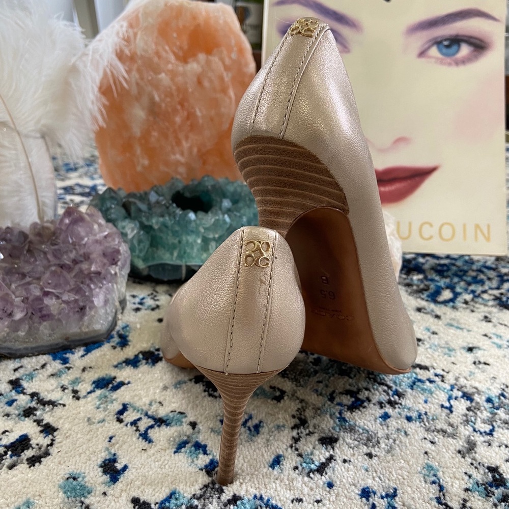Coach metallic heels size 6.5 - Picture 2 of 4